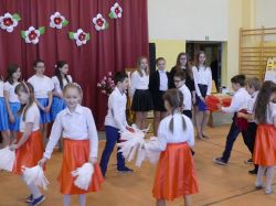 Miniatura zdjęcia: Święto szkoły w Gwiździnach
